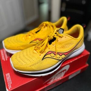 Saucony Men's Kinvara 13 Running Shoes/Sz9.5/No Box/Used a couple times/Dirty